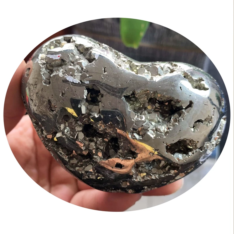 Natural Native Copper Ore Cu90% Mineral Specimen Heart for FengShui